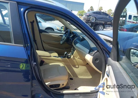 2014 BMW X1 Sdrive28I из США, поврежденный, VIN WBAVM1C54EVW53316